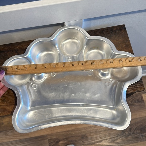 Wilton Princess 2006 crown cake pan mold Birthday Kings Crown # 2105-1015 - Picture 4 of 5